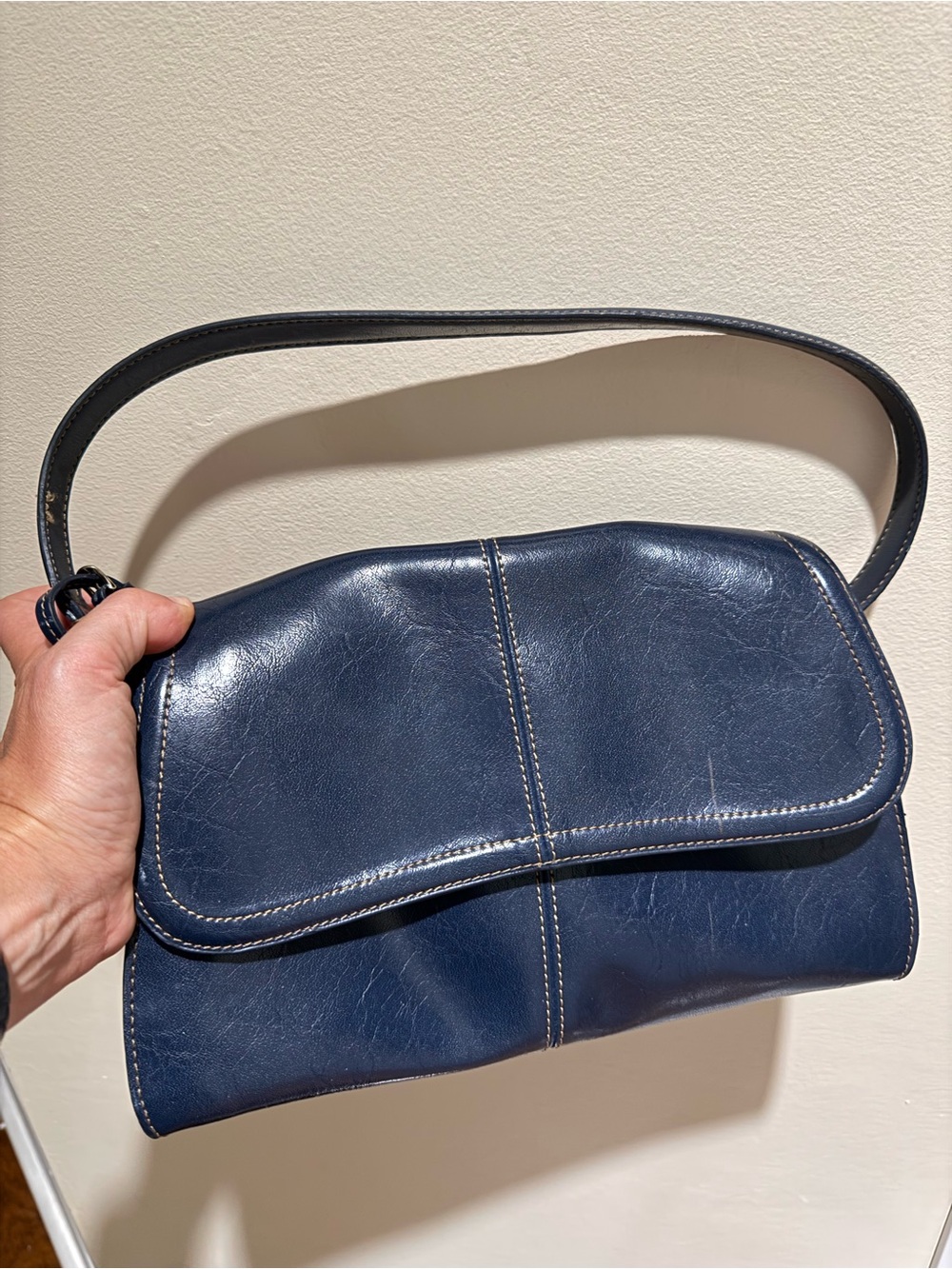 Vintage Liz Claiborne Navy Blue Leather Shoulder Bag - Flap Top Handbag